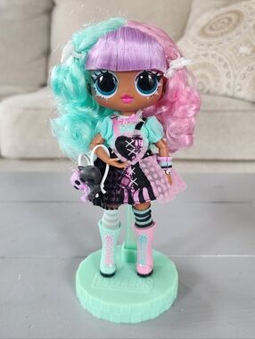 MGA LOL Surprise Tweens Masquerade Lexi Gurl Wonderland Doll